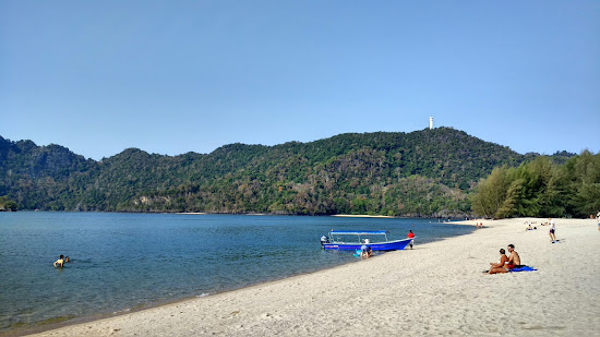 Tanjung Rhu Beach