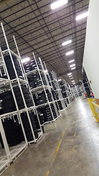 Dealer Tires - Hartford WHSE - Photo 2 - Car repair in Farmington, CT, Waterbury