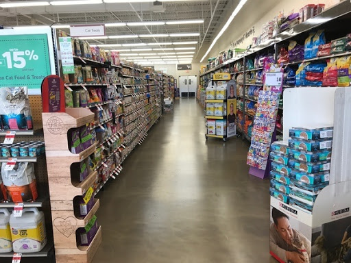Pet Supply Store «Pet Supplies Plus», reviews and photos, 700 Boston Rd Suite 12b, Billerica, MA 01821, USA