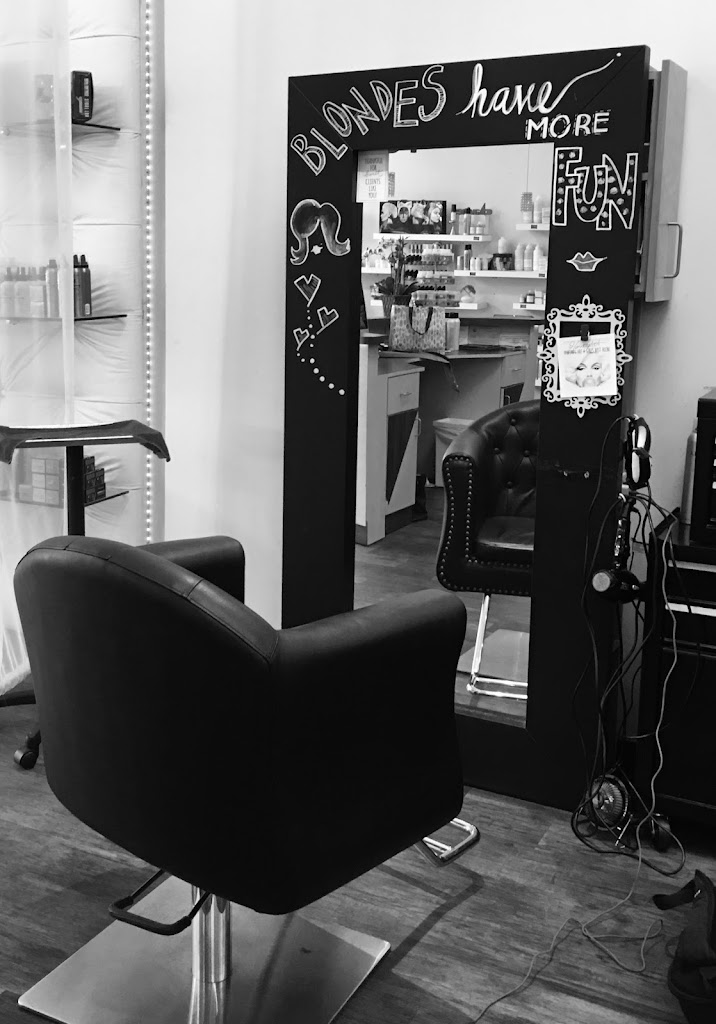 Millie - Stylist @ The Beauty Lounge 94063