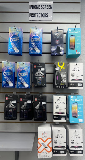 Cell Phone Store «Sell-Phone Clinic», reviews and photos, 9017 E Adamo Dr #103, Tampa, FL 33619, USA