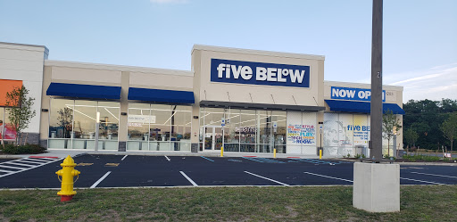 Variety Store «Five Below», reviews and photos, 1 Rte 37 W, Toms River, NJ 08753, USA