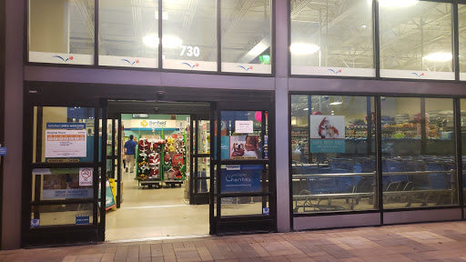 Pet Supply Store «PetSmart», reviews and photos, 730 S Sepulveda Blvd, El Segundo, CA 90245, USA