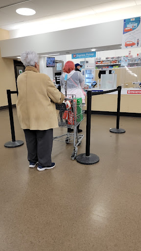 Drug Store «Walgreens», reviews and photos, 7113 Cermak Rd, Berwyn, IL 60402, USA