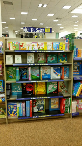 Book Store «Barnes & Noble», reviews and photos, 1271 Knapp Rd, North Wales, PA 19454, USA