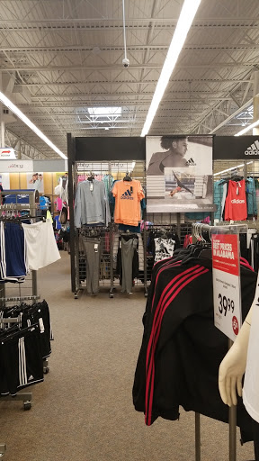 Sporting Goods Store «Academy Sports + Outdoors», reviews and photos, 7460 Airport Blvd, Mobile, AL 36608, USA