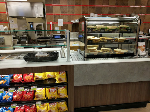 Grocery Store «Hannaford Supermarket», reviews and photos, 11 Milton Rd, Rochester, NH 03867, USA