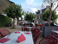 Atmosphère du Restaurant La Tchanquetas à Saint-Briac-sur-Mer - n°3