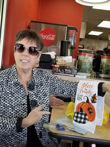 Grocery Store «Grocery Outlet Bargain Market», reviews and photos, 1950 14th Ave SE, Albany, OR 97322, USA