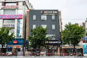 FUNSTAY GUESTHOUSE image