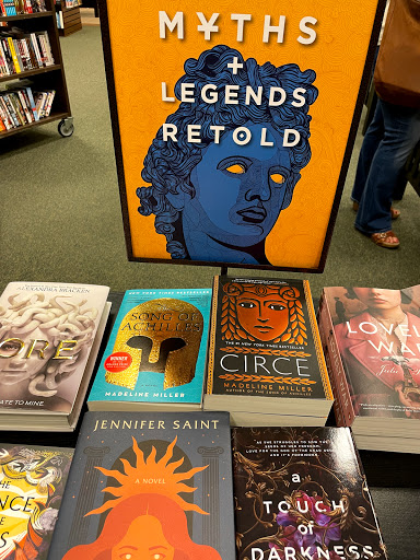 Book Store «Barnes & Noble», reviews and photos, 14790 Greyhound Plaza, Carmel, IN 46032, USA