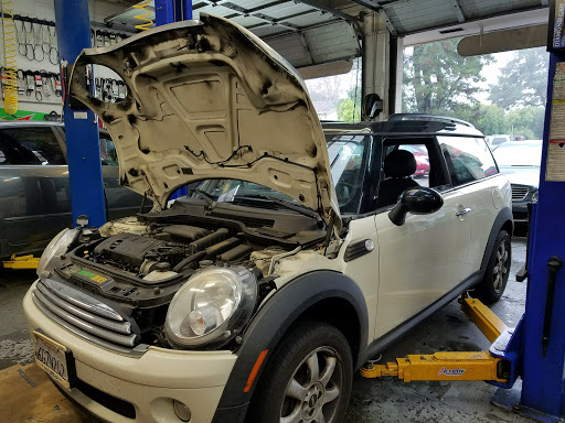 Auto Repair Shop «West Coast Auto Repair», reviews and photos, 400 Mowry Ave, Fremont, CA 94536, USA