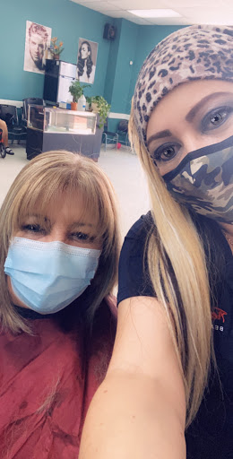 Beauty Salon «Tres Latinas Beauty Salon», reviews and photos, 788 Normandy St, Houston, TX 77015, USA