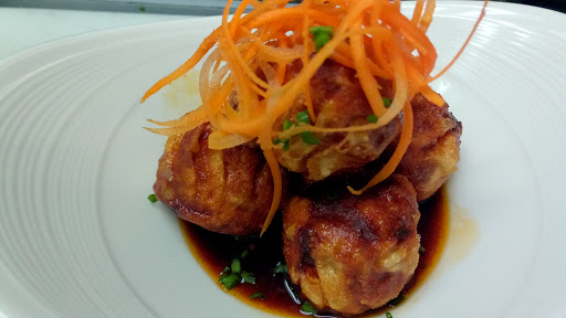 Restaurant «Matterhorn Restaurant», reviews and photos, 4969 Mountain Rd, Stowe, VT 05672, USA