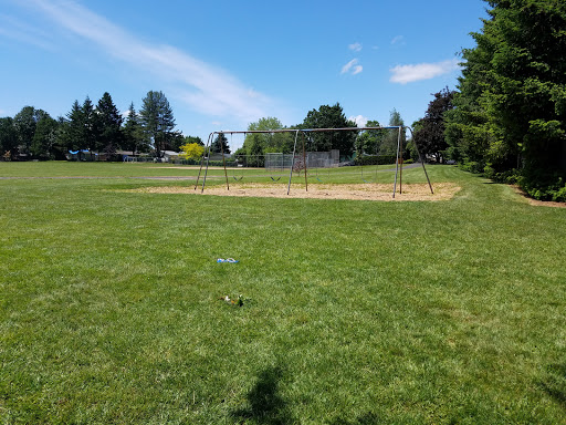 Dog Park «Chapin Park», reviews and photos, 338 Warner Parrott Rd, Oregon City, OR 97045, USA