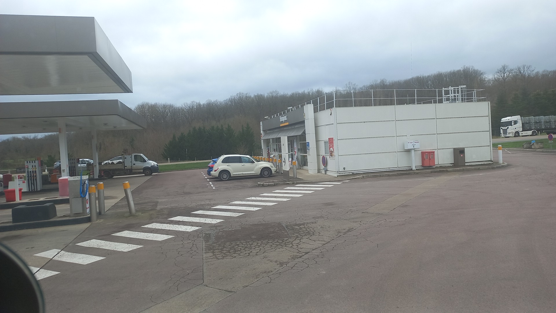 Photo n° 1 de l'avis de Nizomiddin.u fait le 20/02/2024 à 11:08