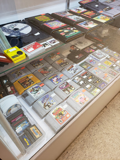 Second Hand Store «STUFF», reviews and photos, 9770 SE 82nd Ave, Happy Valley, OR 97086, USA