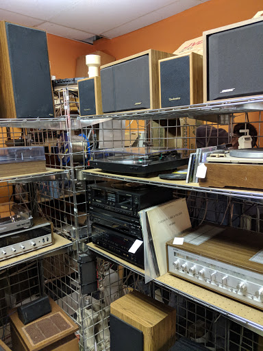 Record Store «POPS Resale», reviews and photos, 1423 Leestown Rd B, Lexington, KY 40511, USA