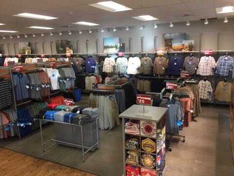 Sportswear Store «Columbia Sportswear Outlet Store at Bend Factory Stores», reviews and photos, 61334 S Hwy 97 #440, Bend, OR 97702, USA