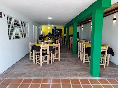 Restaurante El Rincón del Cheo - C.C.Gino,Av. Rotaria con, Sector 8001 Carrera 5, Cdad. Bolívar, Venezuela