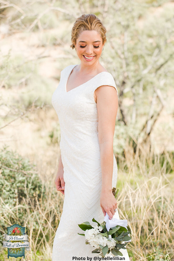 Bridal Shop «A Closet Full of Dresses», reviews and photos, 1249 N Greenfield Rd, Mesa, AZ 85205, USA