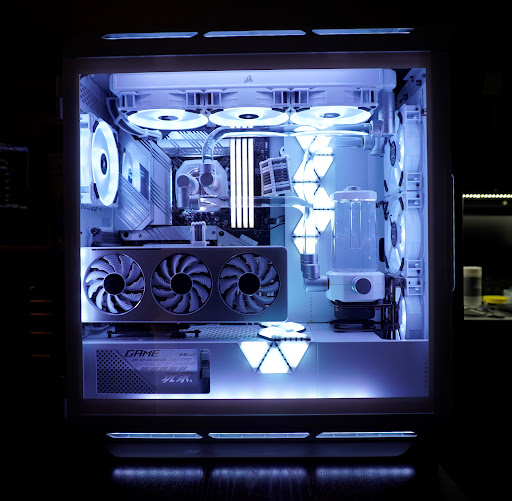 Leons Computers image