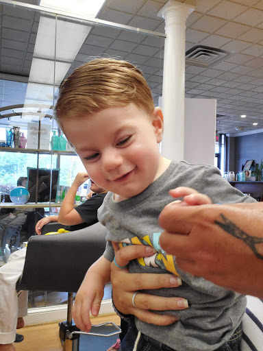 Beauty Salon «Valon Salon & Day Spa», reviews and photos, 5708 Pickwick Rd, Centreville, VA 20121, USA