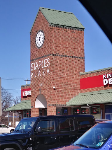 Office Supply Store «Staples», reviews and photos, 1201 Kings Hwy, Fairfield, CT 06824, USA
