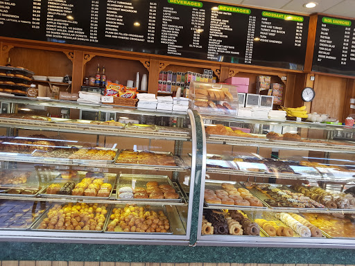 Donut Shop «Happy Donuts», reviews and photos, 3801 24th St, San Francisco, CA 94114, USA