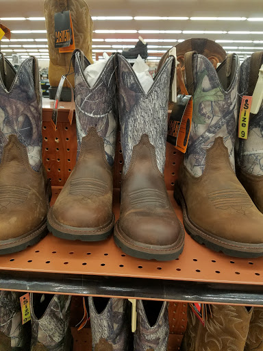 Sporting Goods Store «Big R Stores of Michigan City», reviews and photos, 4301 Franklin St, Michigan City, IN 46360, USA