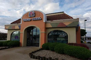 Taco Bell image