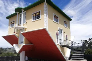 La Casa Loca Guatavita image