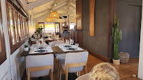 Atmosphère du The Surf House Restaurant à Saint-Julien-en-Born - n°20