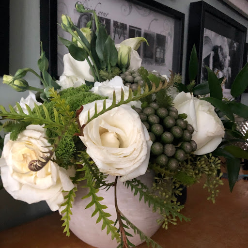 Florist «Flowers By Diane», reviews and photos, 109 2nd St, Hoboken, NJ 07030, USA