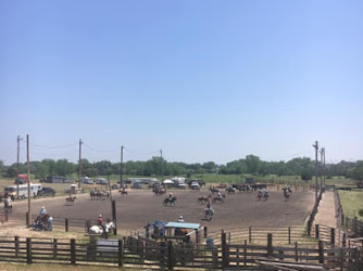 Lake Maloney Roping Club