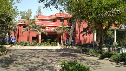 Residences for the mentally ill in Delhi