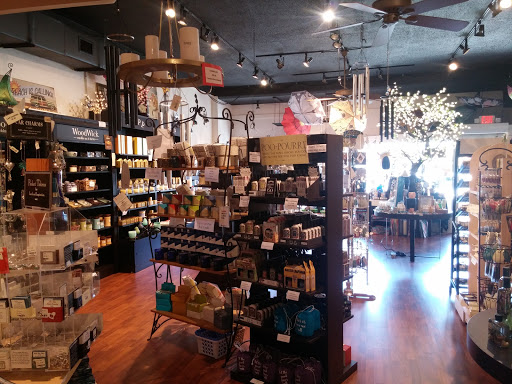 Gift Shop «The Chandlery: Serendipity Gifts», reviews and photos, 806 E New Haven Ave, Melbourne, FL 32901, USA