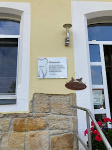 Zahnarztpraxis Burgpreppach Dr. Birgit Büttner + Dr. Norman Köcher Hauptstraße 78, 97496 Burgpreppach, Deutschland