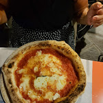 Photo n°2 de l'avis de Alessandro.e fait le 07/08/2022 à 19:28 sur le  Pomodoro & Mozzarella • F.lli D’Auria pizza Gourmet à Pisa