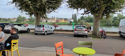 Bar de la Marine à Tournus
