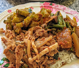 Mae Orathai Vegetarian photo