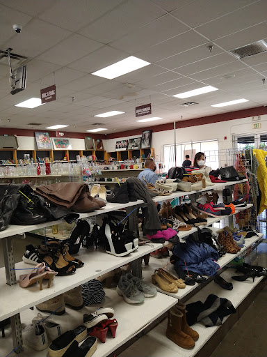 Thrift Store «3 Way Thrift Store, Inc.», reviews and photos, 13390 Central Ave, Chino, CA 91710, USA
