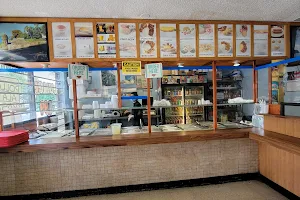 La Isla Restaurante image