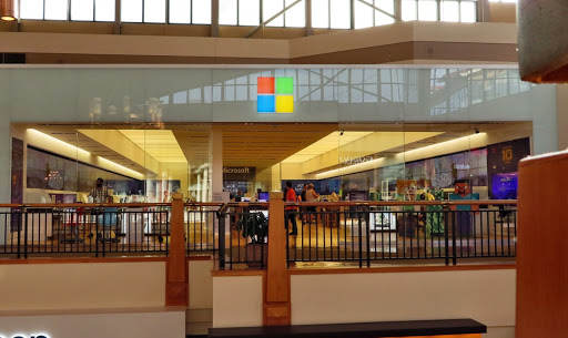 Computer Store «Microsoft Store - Park Meadows Mall», reviews and photos, 8505 Park Meadows Center Dr #2095, Lone Tree, CO 80124, USA