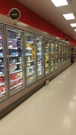 Department Store «Target», reviews and photos, 4777 S 27th St, Greenfield, WI 53221, USA