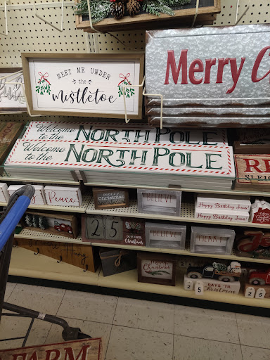 Craft Store «Hobby Lobby», reviews and photos, 840 E Rollins Rd, Round Lake Beach, IL 60073, USA