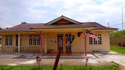 Perpustakaan Desa Paloh Hinai