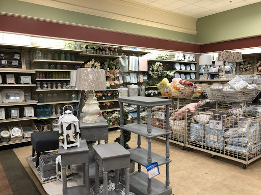 Home Goods Store «Christmas Tree Shops», reviews and photos, 365 US-206, Bridgewater, NJ 08807, USA