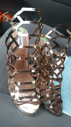 Clothing Store «Burlington Coat Factory», reviews and photos, 500 E Aurora Rd, Macedonia, OH 44056, USA