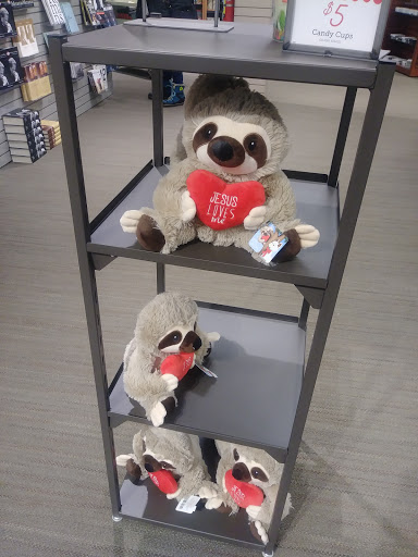 Shopping Mall «Valley Creek Mall», reviews and photos, 1750 Weir Dr, St Paul, MN 55125, USA